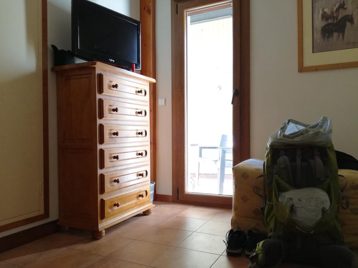 Hostal La Catalana San Lorenzo de Morunys Ngoại thất bức ảnh